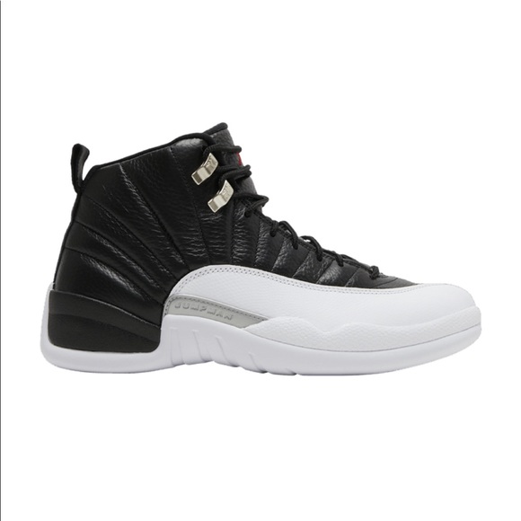 Athletic_Shoes